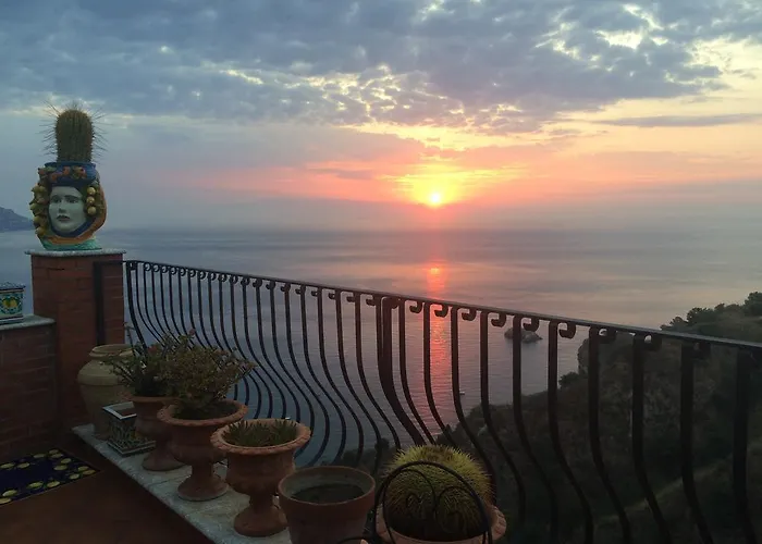 Martina Bed & Breakfast 3*